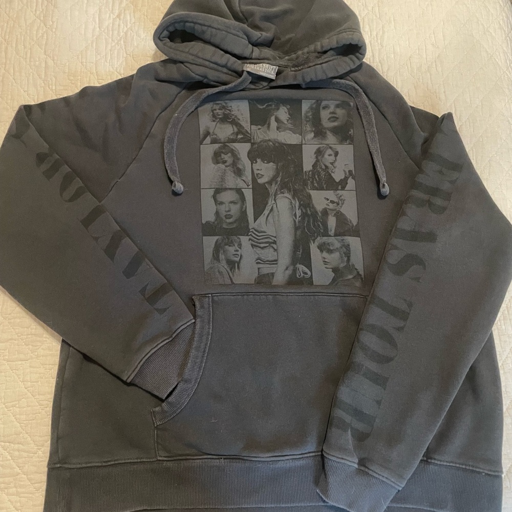 Taylor Swift Gray Graphic Sweatshirt